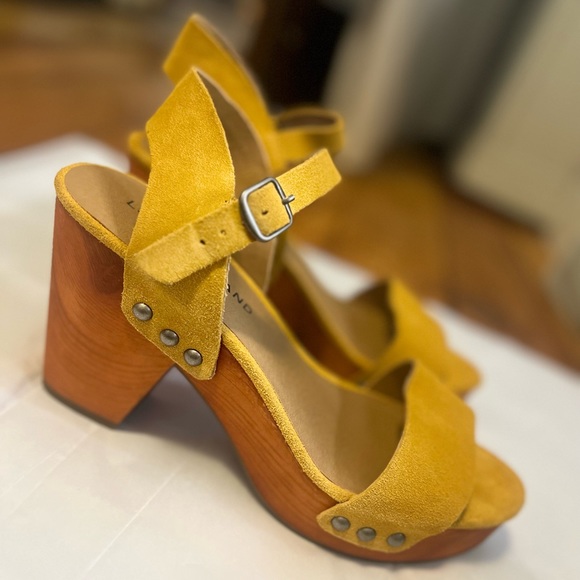 Lucky Brand Shoes - LUCKY BRAND suede chunky wooden heel size 8M